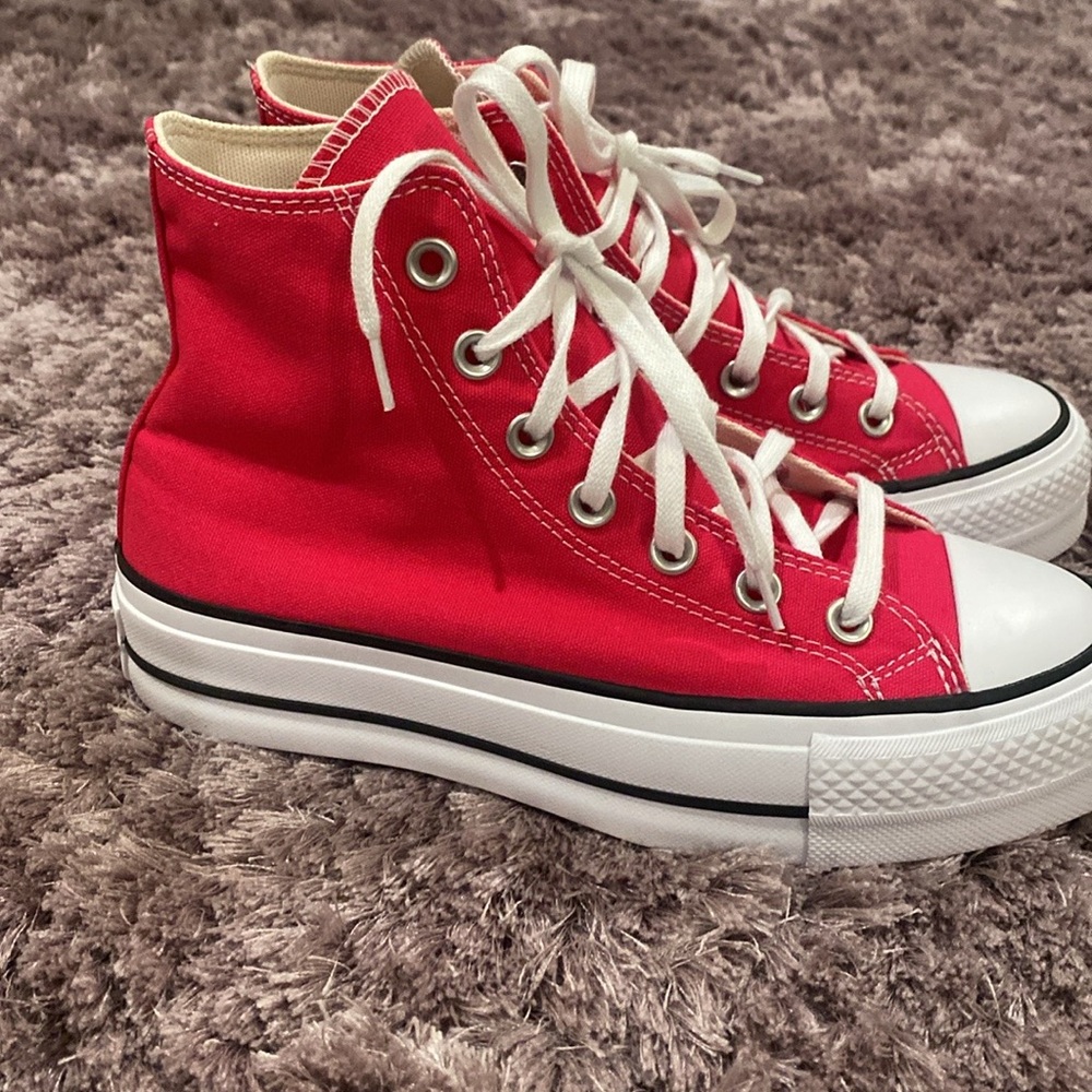 Converse - Picture 8 of 12